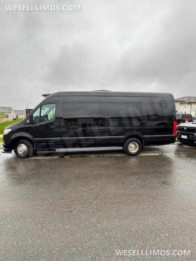 2023 Global Motor Coach Mercedes-Benz Sprinter CEO