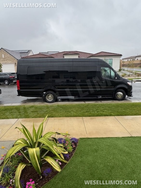 2023 Global Motor Coach Mercedes-Benz Sprinter CEO