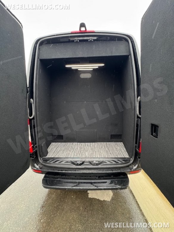 2023 Global Motor Coach Mercedes-Benz Sprinter CEO