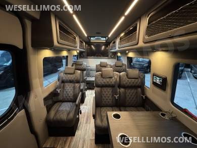 2025 Midwest Mercedes-Benz Executive Shuttle 15 Passenger Sprinter #14411
