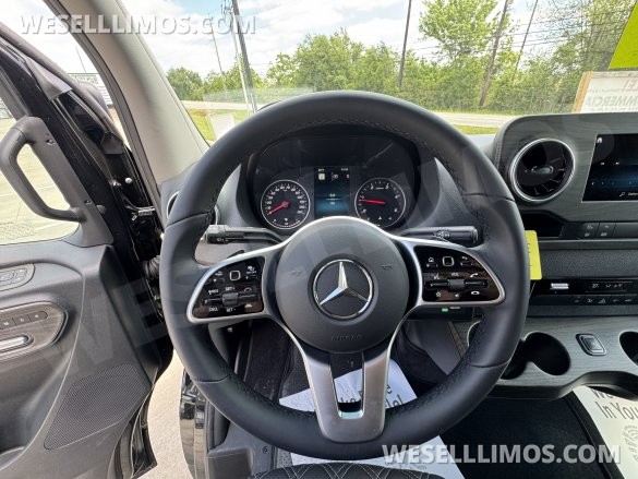 2025 Midwest Mercedes-Benz Executive Shuttle 15 Passenger Sprinter #14411