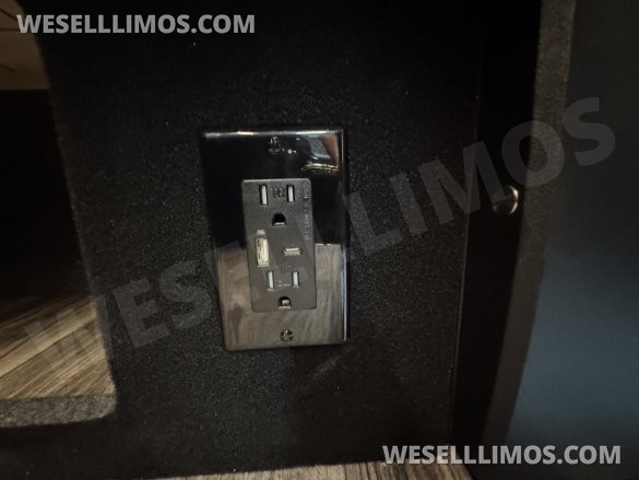 2025 Midwest Mercedes-Benz Executive Shuttle 15 Passenger Sprinter #14411