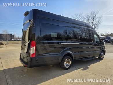 2020 Global Motor Coach Ford Limo Van 12 PAX