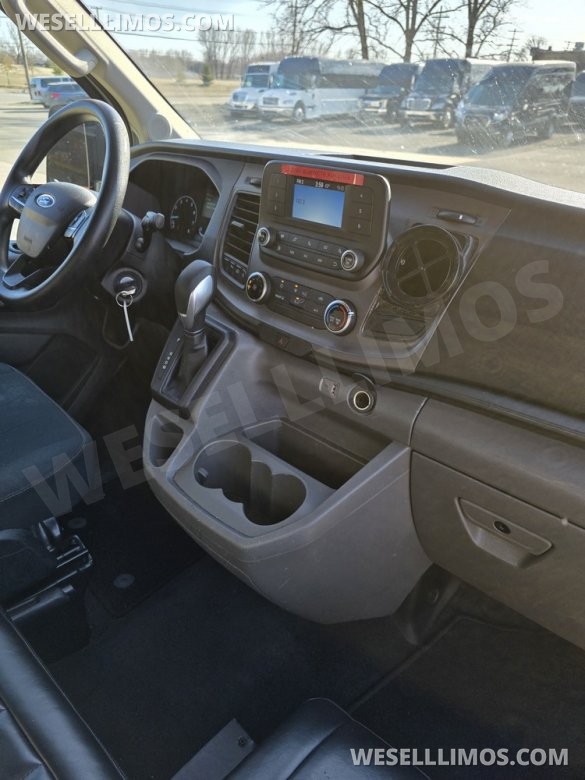2020 Global Motor Coach Ford Limo Van 12 PAX