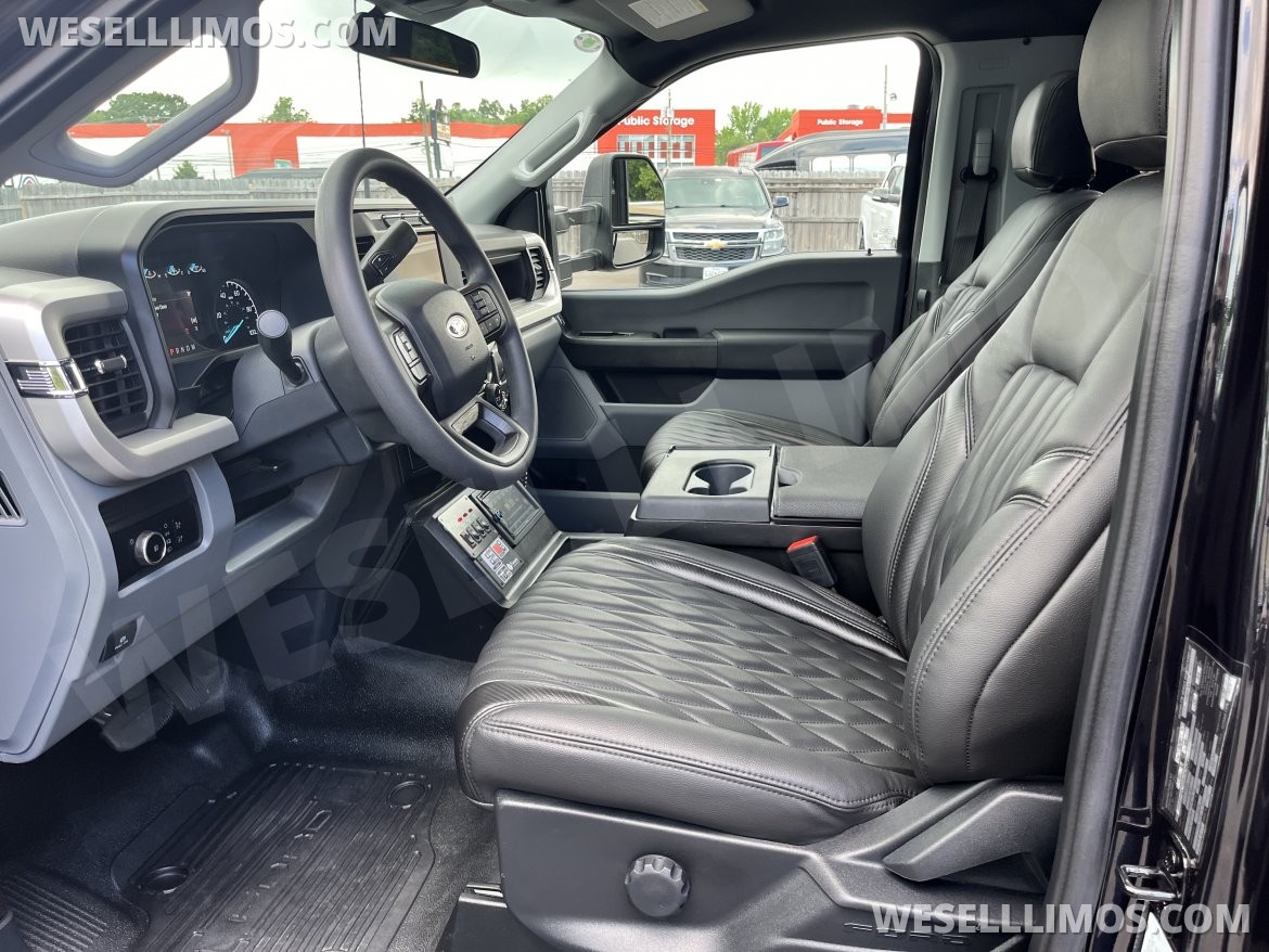 Photo of Shuttle Bus for sale: 2025 Ford F600 by Grech