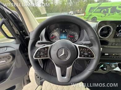 2026 Midwest Mercedes-Benz Luxe Cruiser D6 Sprinter #14422