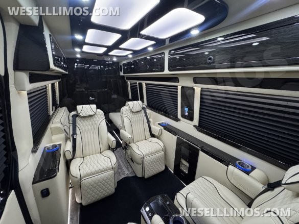 2026 Midwest Mercedes-Benz Luxe Cruiser D6 Sprinter #14422