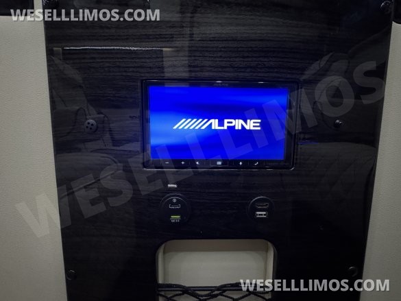 2026 Midwest Mercedes-Benz Luxe Cruiser D6 Sprinter #14422
