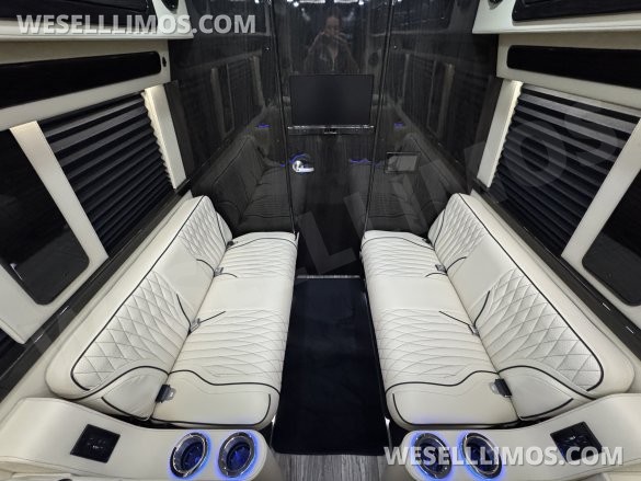 2026 Midwest Mercedes-Benz Luxe Cruiser D6 Sprinter #14422