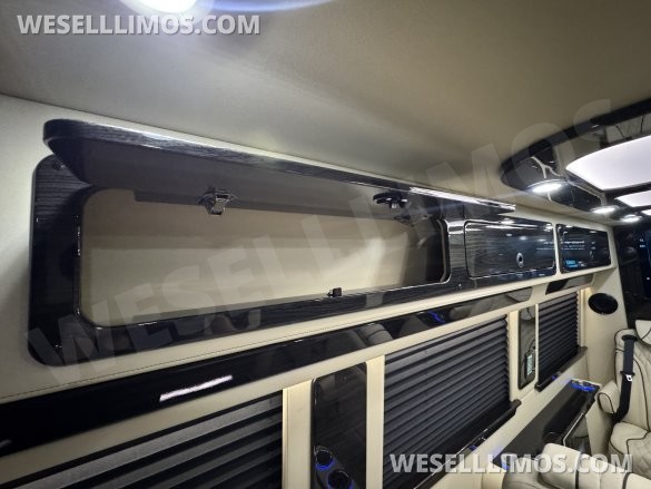 2026 Midwest Mercedes-Benz Luxe Cruiser D6 Sprinter #14422