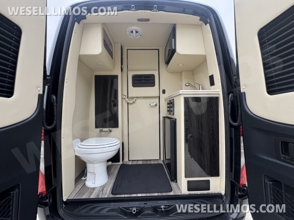2026 Midwest Mercedes-Benz Luxe Cruiser D6 Sprinter #14422