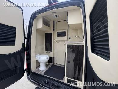 2026 Midwest Mercedes-Benz Luxe Cruiser D6 Sprinter #14422