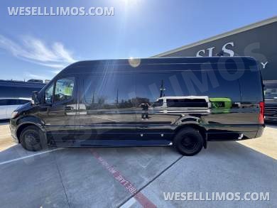 2026 Midwest Mercedes-Benz Luxe Cruiser D6 Sprinter #14423