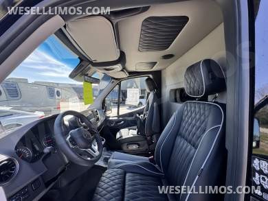 2026 Midwest Mercedes-Benz Luxe Cruiser D6 Sprinter #14423