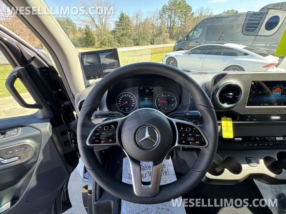 2026 Midwest Mercedes-Benz Luxe Cruiser D6 Sprinter #14423