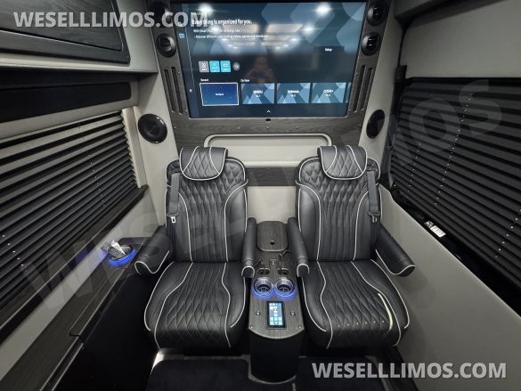 2026 Midwest Mercedes-Benz Luxe Cruiser D6 Sprinter #14423