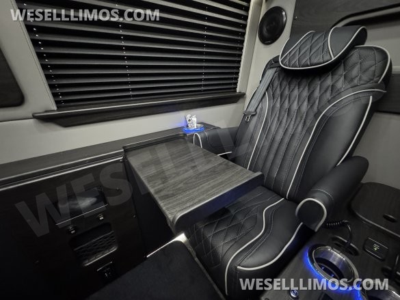 2026 Midwest Mercedes-Benz Luxe Cruiser D6 Sprinter #14423