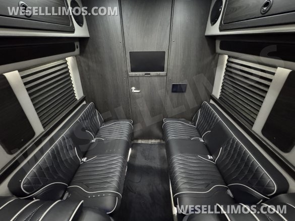 2026 Midwest Mercedes-Benz Luxe Cruiser D6 Sprinter #14423