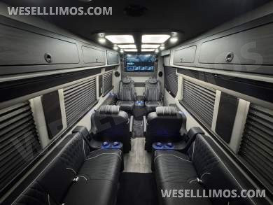 2026 Midwest Mercedes-Benz Luxe Cruiser D6 Sprinter #14423