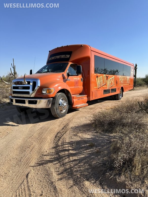2013 Ford F650 Limo Bus