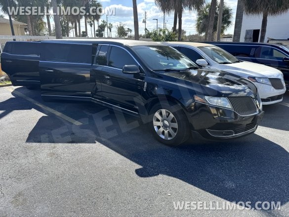 2013 Royale Lincoln Mkt Limousine 5 Door