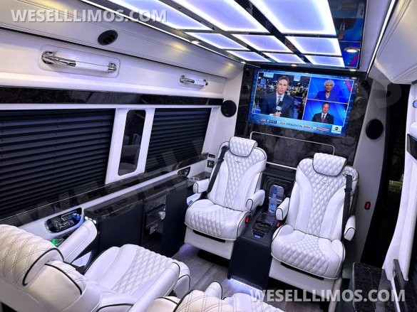 2024 Maybach Trim Leather Seating Heat Cool Massage Auto Elite MB Sprinter Road Liner Limousine