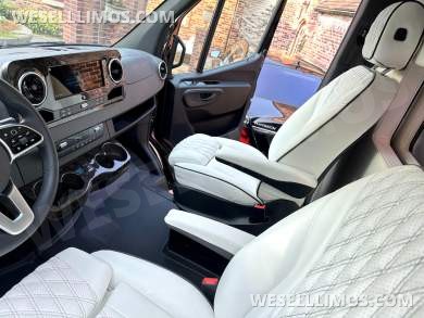 2024 Maybach Trim Leather Seating Heat Cool Massage Auto Elite MB Sprinter Road Liner Limousine