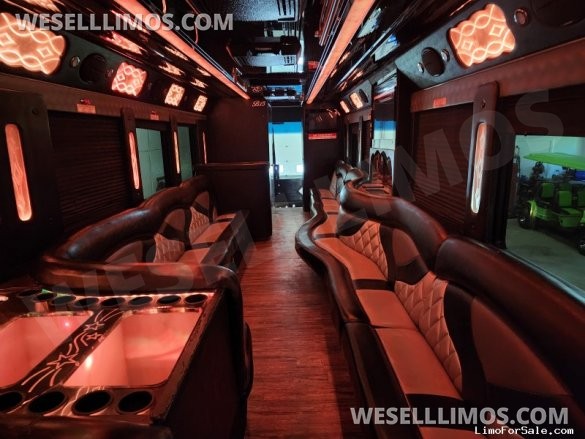 2014 CT Coach Builders Freightliner CT COACH LLL41 Limo Bus