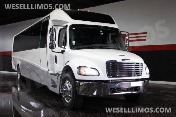 2017 Freightliner GM40 Limo Bus for Sale in Miami, FL - Main Photo