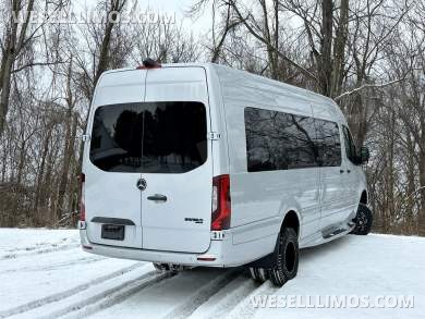 2023 AWD AMG Trim Road Liner 747 15 Passenger Coach Mercedes-Benz Sprinter
