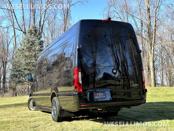 2024 GLS Maybach Trim Elite Pullman 15 Passenger Auto Elite Mercedes-Benz Sprinter