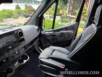 2024 GLS Maybach Trim Elite Pullman 15 Passenger Auto Elite Mercedes-Benz Sprinter