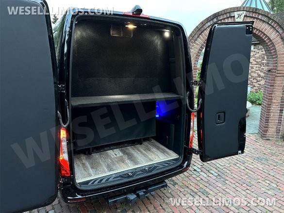 2024 GLS Maybach Trim Elite Pullman 15 Passenger Auto Elite Mercedes-Benz Sprinter