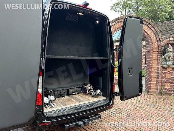 2024 GLS Maybach Trim Elite Pullman 15 Passenger Auto Elite Mercedes-Benz Sprinter