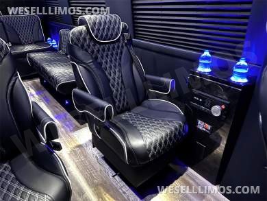 2024 GLS Maybach Trim Elite Pullman 15 Passenger Auto Elite Mercedes-Benz Sprinter