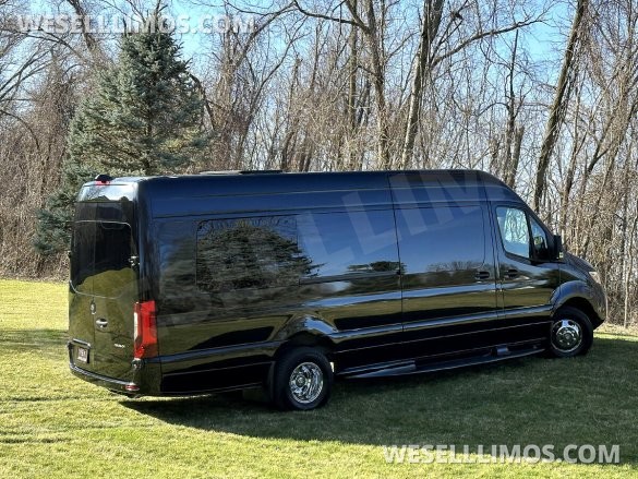 2024 GLS Maybach Trim Elite Pullman 15 Passenger Auto Elite Mercedes-Benz Sprinter
