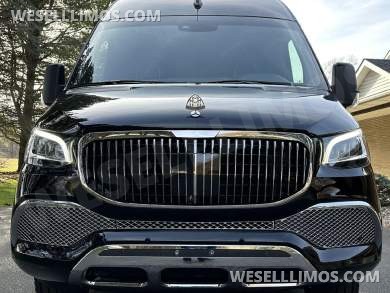 2024 GLS Maybach Trim Elite Pullman 15 Passenger Auto Elite Mercedes-Benz Sprinter