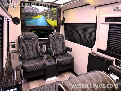 2024 GLS Maybach Trim Leather Heat/Cool/Massage Seats Road Liner Limousine Air Ride MB Sprinter