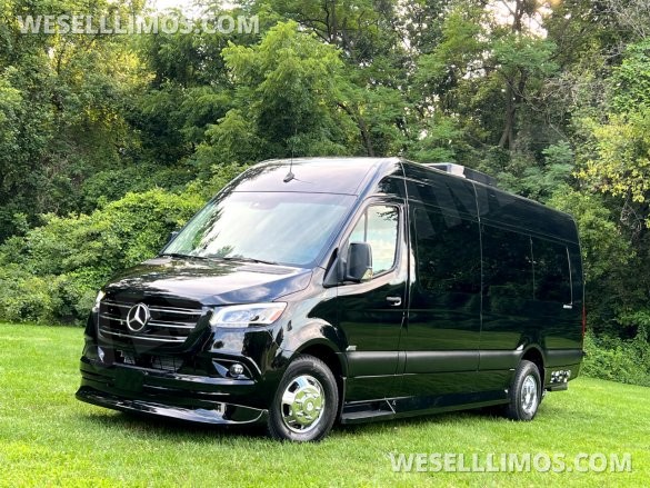 2025 Eco Revolution Heat/Massage Seats PetFriendly SolarPowered Auto Elite Luxury MB Sprinter