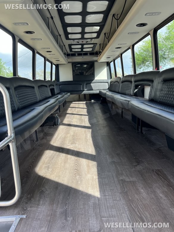 2015 Ford F650 Limo Bus