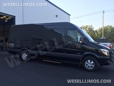 2016 Mercedes-Benz 2500 170’EXT Sprinter for Sale in Visalia, CA - Photo 2