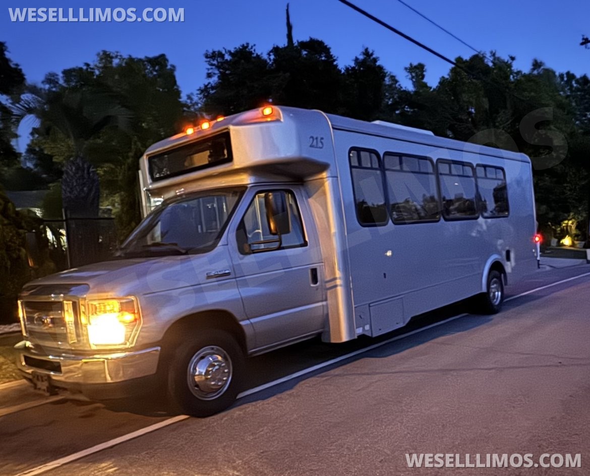 Shuttle Bus for sale: 2014 Ford E450 by Tiffany