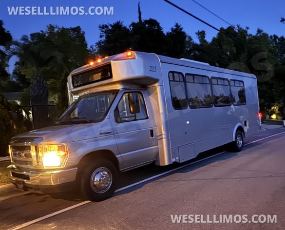 2014 Ford E450 Shuttle Bus