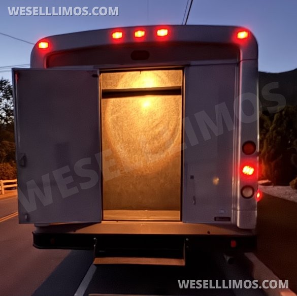 2014 Ford E450 Shuttle Bus