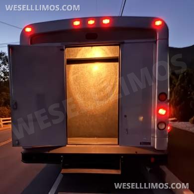2014 Ford E450 Shuttle Bus