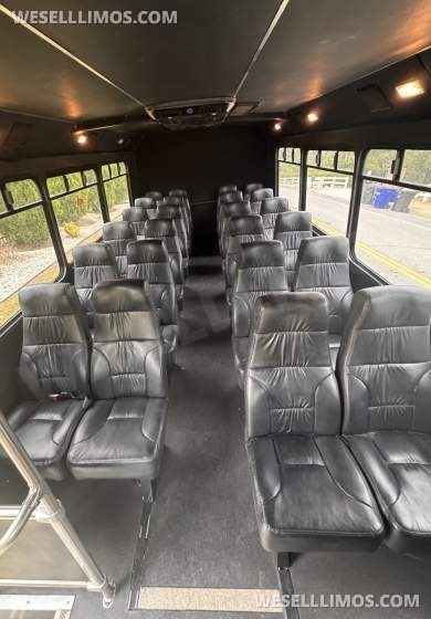 2014 Ford E450 Shuttle Bus