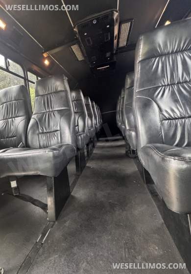 2014 Ford E450 Shuttle Bus