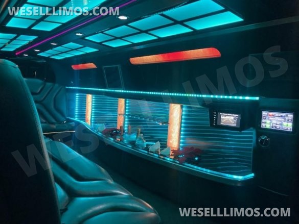 2017 Pinnacle Coachworks Lincoln Continental Limousine