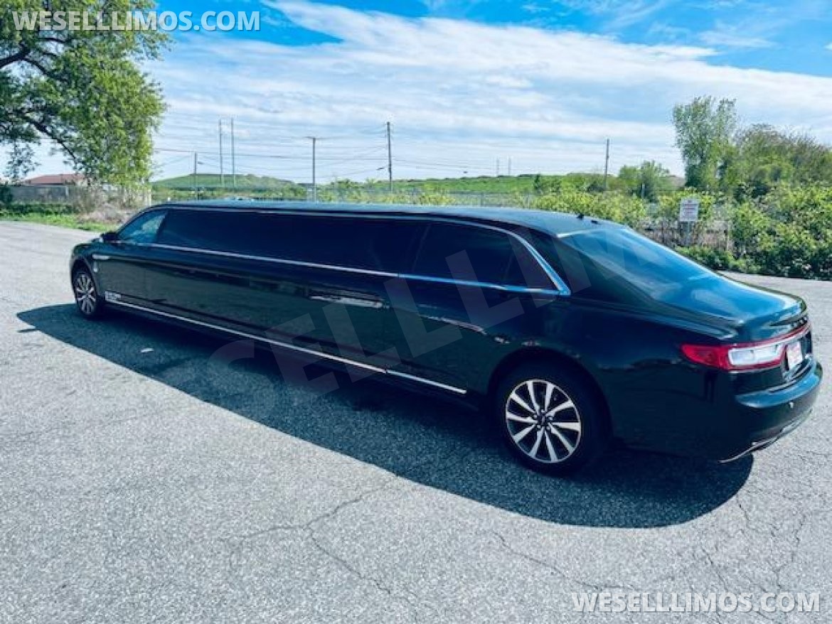 Photo of Limousine for sale: 2017 Lincoln Continental 130" by Pinnacle Coachworks