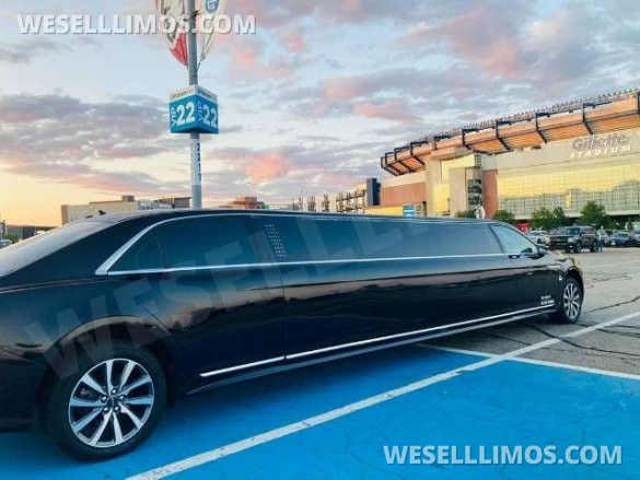 2017 Pinnacle Coachworks Lincoln Continental Limousine